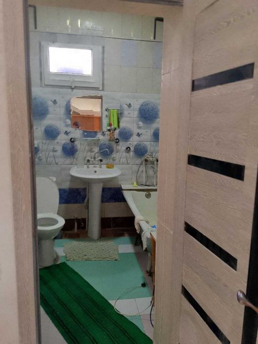 Продается дом с участком 8 сот. в 15 мин. от Ташкента (бывш Политодел)