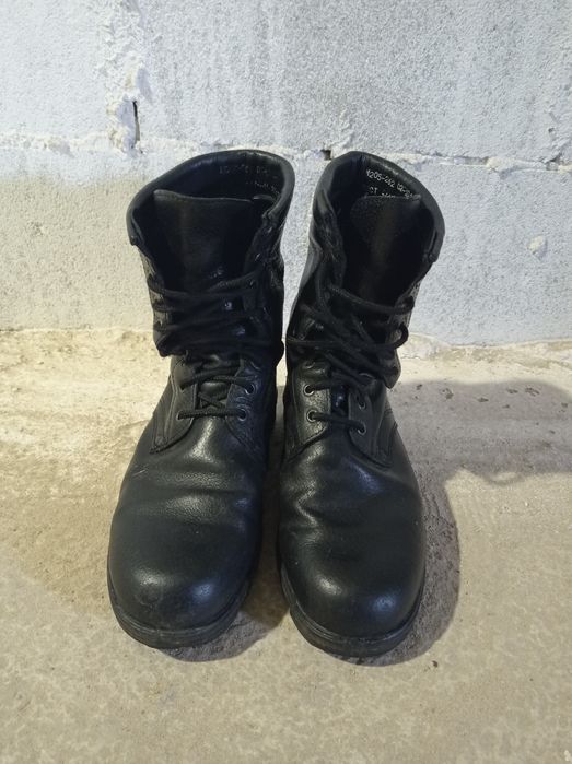 Берцы кожаные состояние отличное!