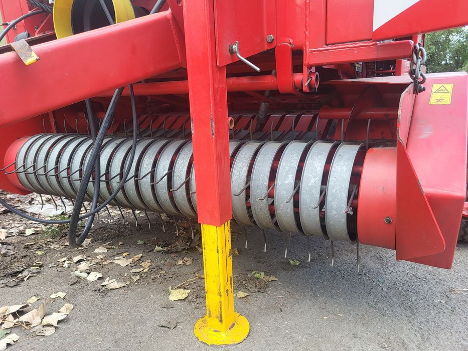 Пресс подборщик Metal fach Z562