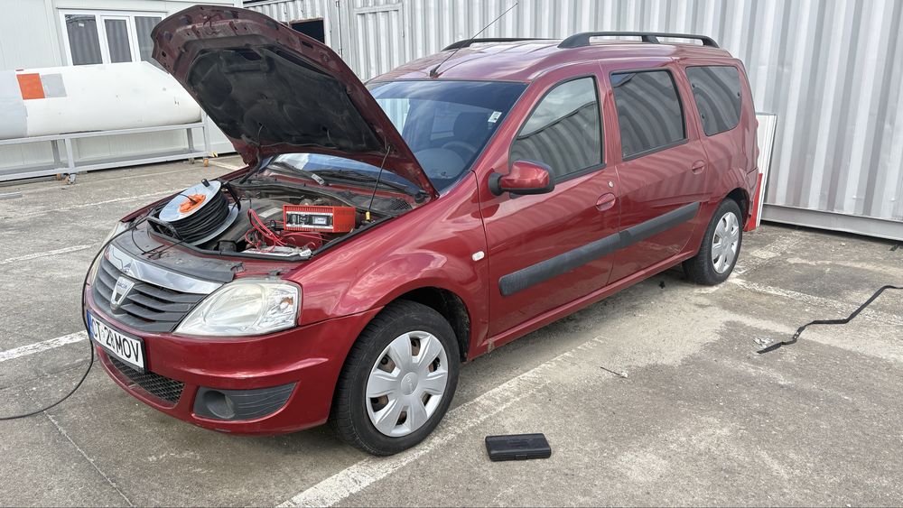 Dacia Logan MCV 1.5 dCi – 7 locuri – AC – Carlig – 2009