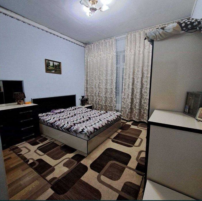 СРОЧНО ПРОДАЁТСЯ  ДОМ !!! Ориентир - базар Гульбахор