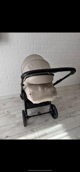 Коляска  детская прогулочная.