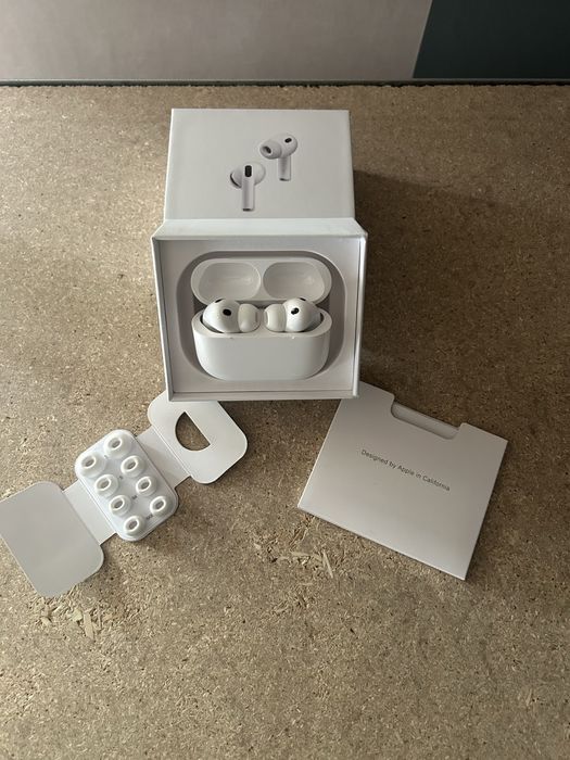Apple AirPods Pro 3 noi sigilate.