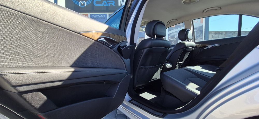 Mercedes E class Avantgarde Facelift cutie automata clima piele Navigație clima