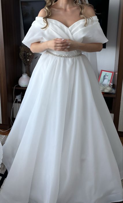 Rochie de mireasă Iris Bridal Salon