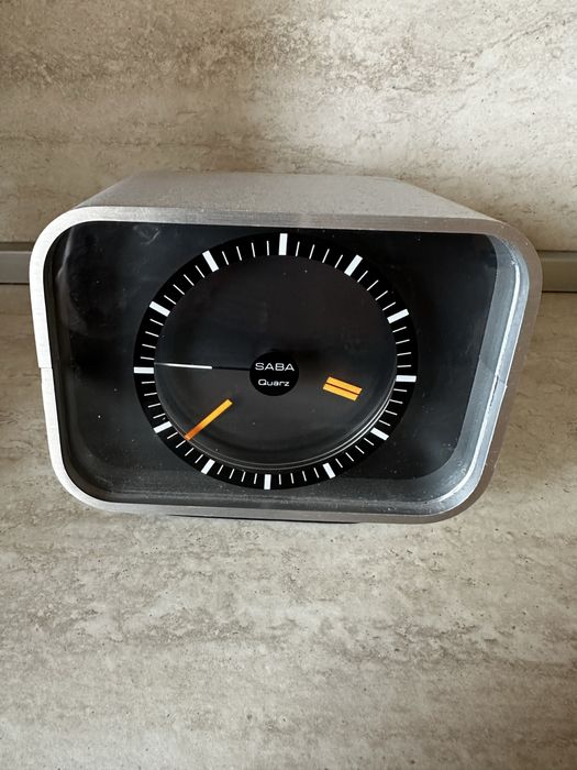 Настолен часовник с кварцов механизъм, Saba, Villingen, около 1975 г.