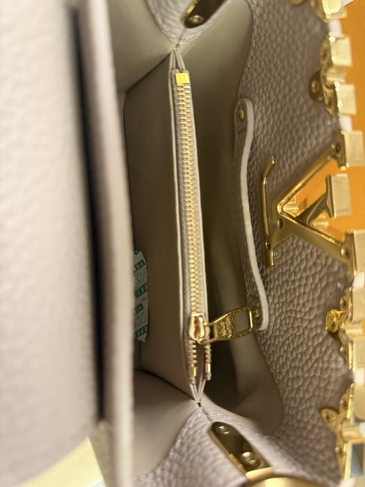 Geanta Louis Vuitton mini capucines