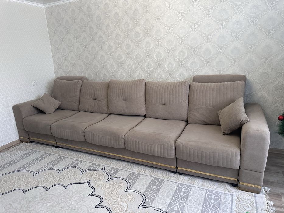 Продам диван в хорошем состоянии