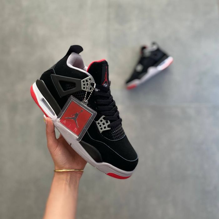Air Jordan Retro 4 Bred