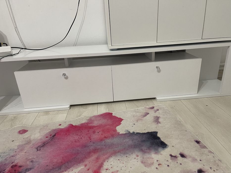 Living tv,comoda si 3 polite