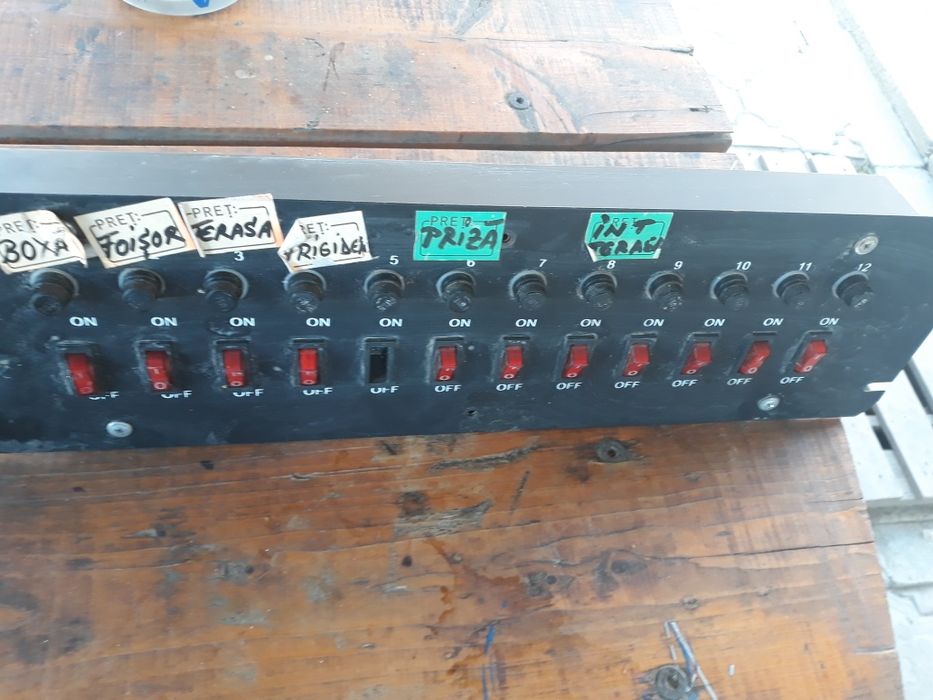 Priză multiplă electrica