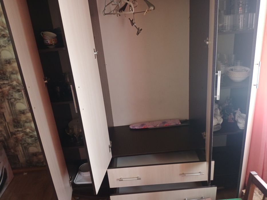 Шкаф вместительный