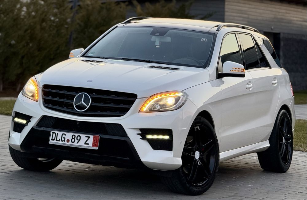 Mercedes ML 350 CDI/AMG/Pano/Distronic/SoftClose/H&K/Camere360/TOP