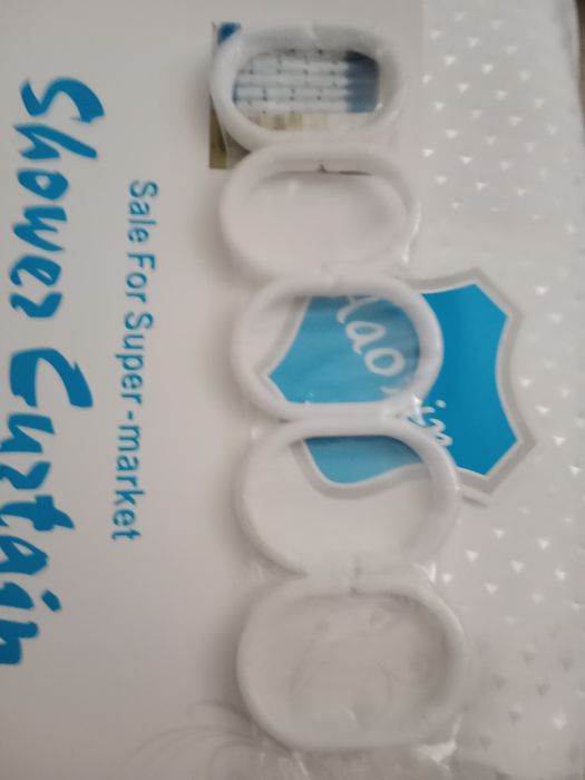 Штора в ванную новая