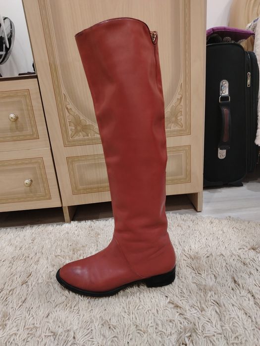 Продам осенние сапоги