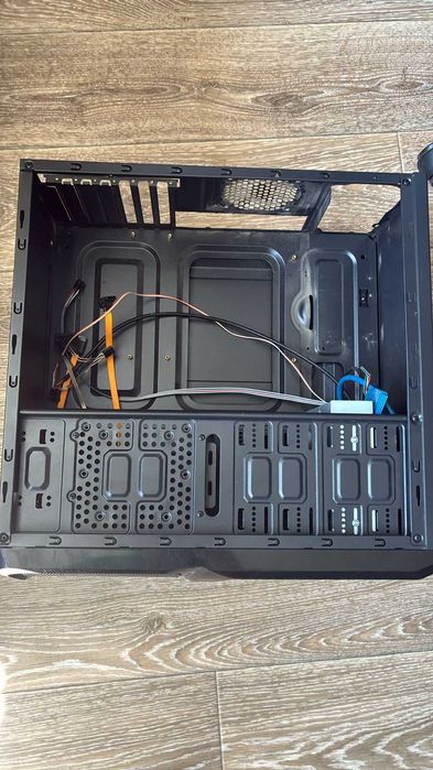 Кейс Aerocool б\у