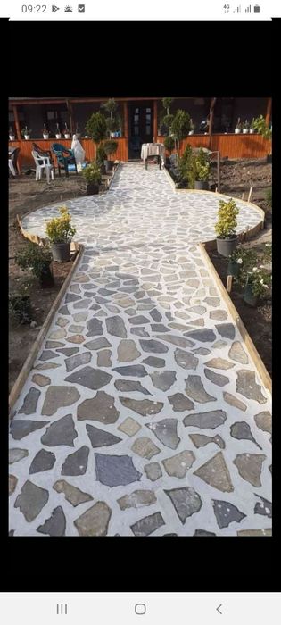 Vând piatra și montez