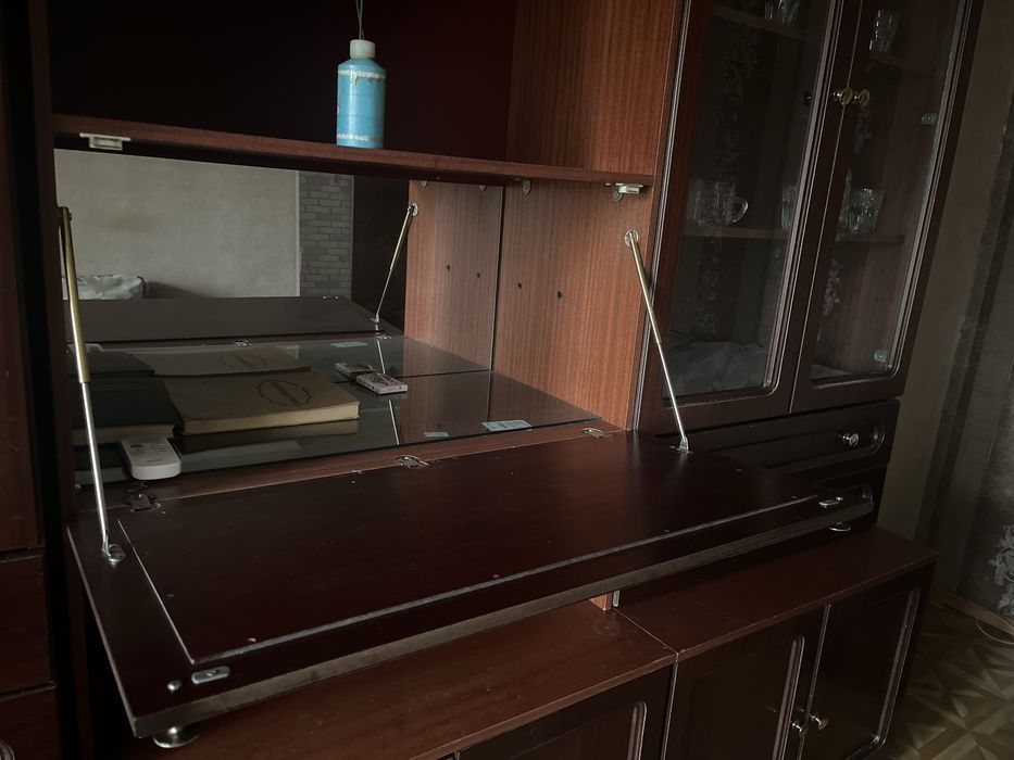 Стенка,гарнитур в зал,шкаф