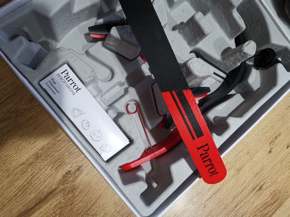Drona Profesionala Parrot Bebop Ca Noua La Cutie Cu Doua Baterii