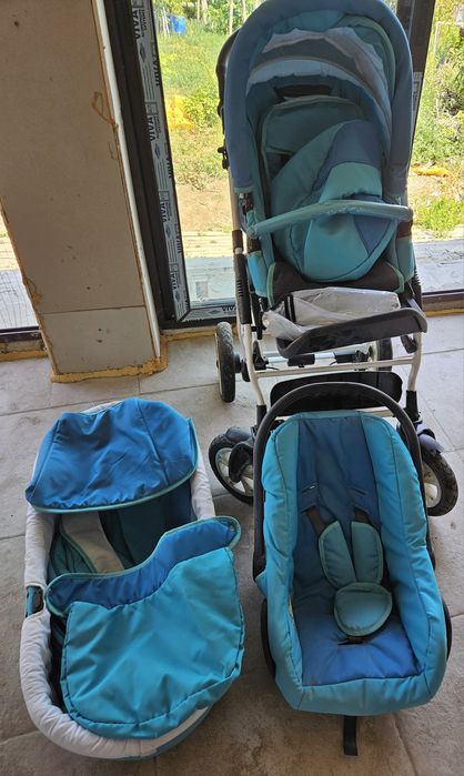 Бебешка количка 3 в 1 Gusio Carrera