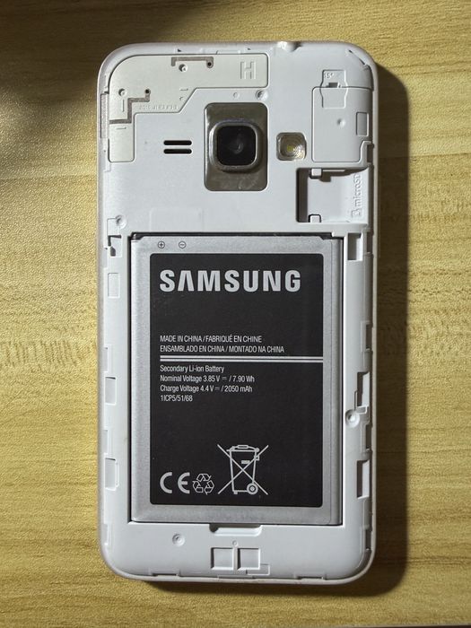 Samsung galaxy j1