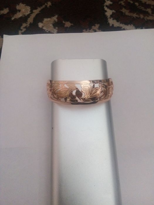 Продам новые браслеты