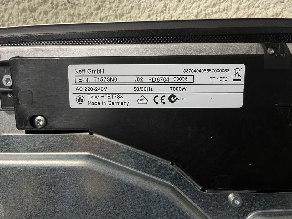 Стъклокерамичен плот NEFF - T1573N0