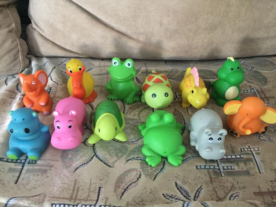 Продам игрушки детские