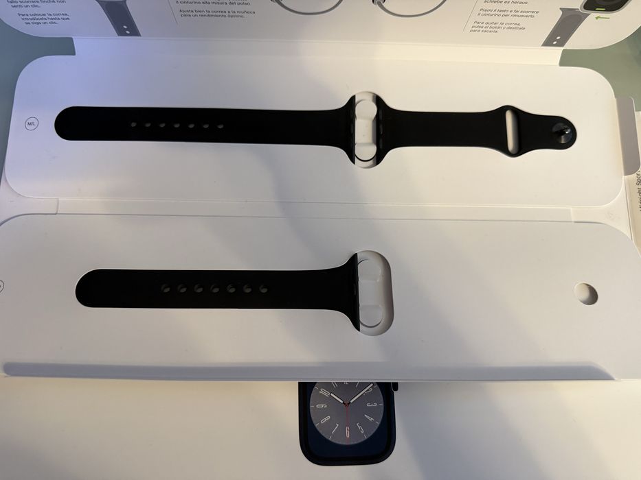 Apple Watch Seria 8 GPS 45mm Midnight Aluminium