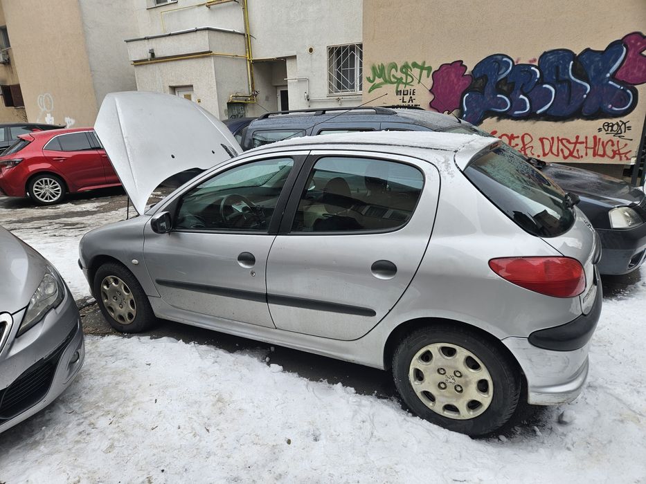 Peugeot 206 / 1.4 HDI