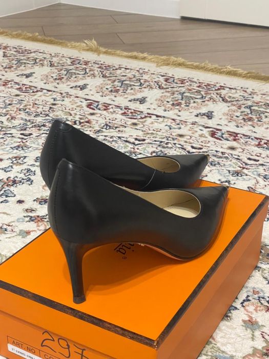 туфли шпилька Djovannia