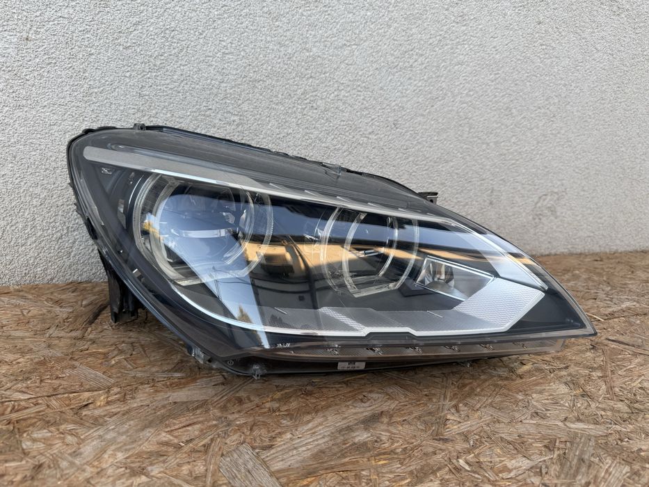 Far dreapta BMW Seria6 F06 F12 F13 Full LED Adaptiv Original Europa