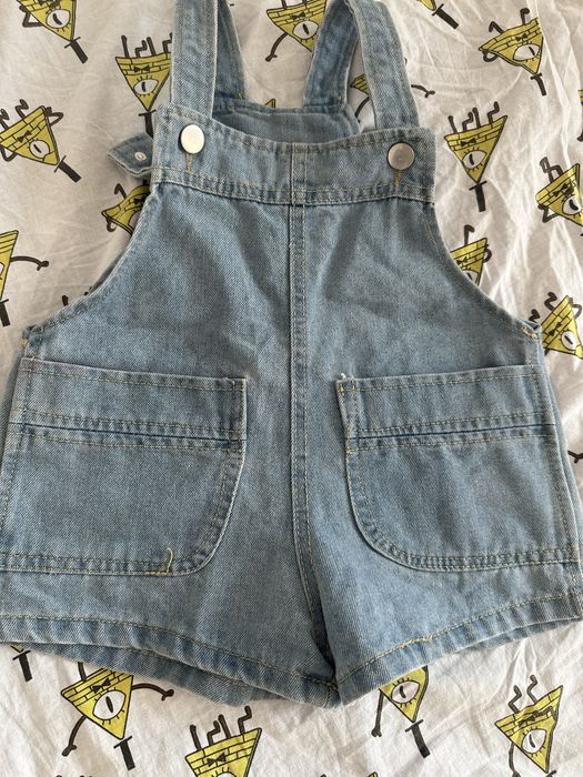 Джинсовый комбинезон для детей 2-3 лет.