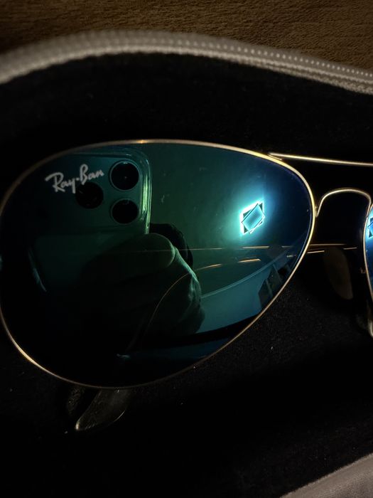 Оригинални Ray-Ban слънчеви очила – отлично състояние + калъф и кърпичка