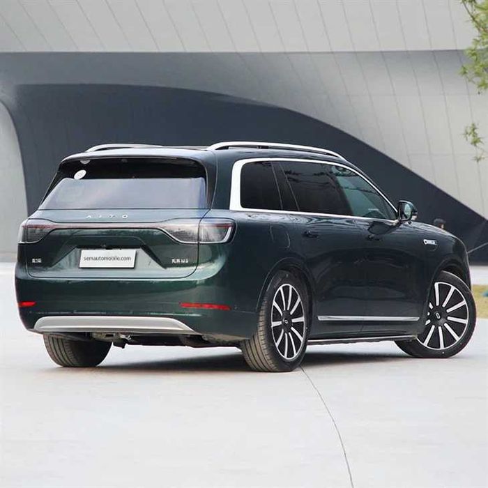 AITO M9 Hybrid pod zakaz