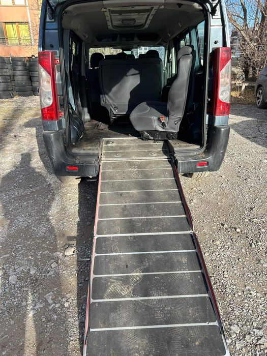 Peugeot Expert 1.6hdi 2011г Инвалиден с рампа НА ЧАСТИ