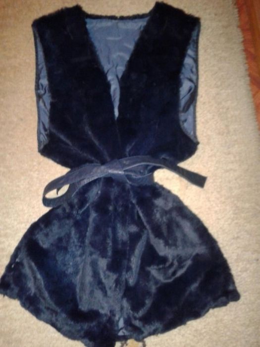 Синя дълга подплата / елек от естествен косъм чинчила с колан