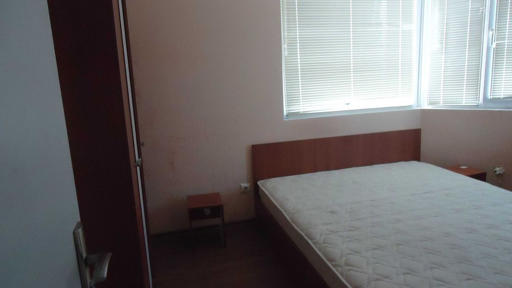 Дава се под наем Тристаен апартамент в Благоевград, Идеален център - 92 кв.м за 370 € - Снимка #5