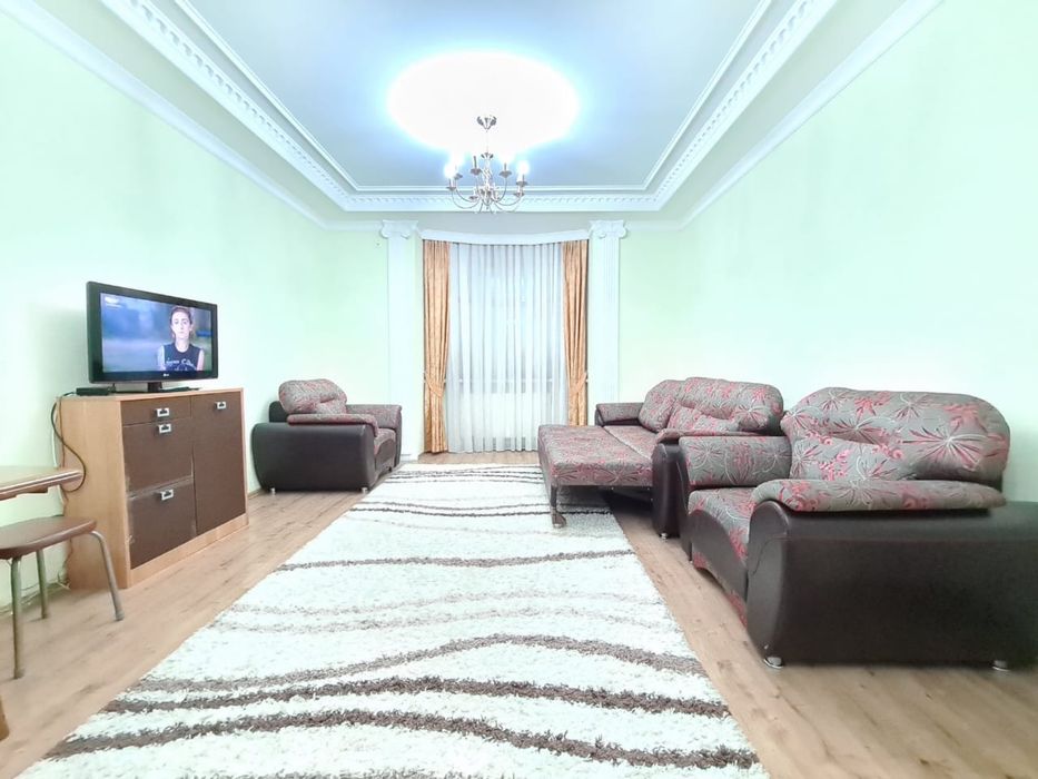 2хком кв Кенесары Валиханова Иманова Республика