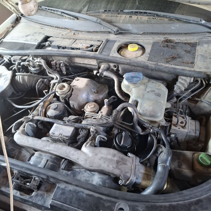 Audi A6 (4B,C5) 2.5 TDI V6 (150 кс)