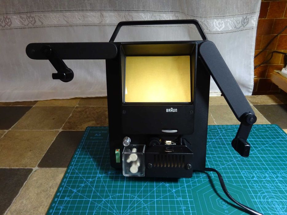 Editor /vizualizator video super 8 BRAUN SB1