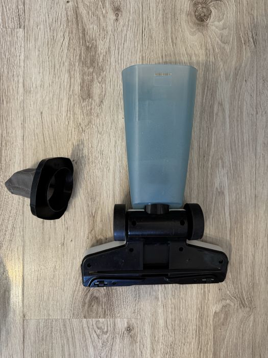 Вертикальный пылесос