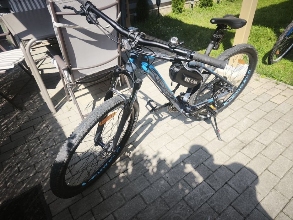 Vând bicicleta Devron