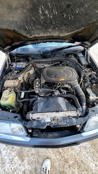 Mercedes-Benz E230, автомат!