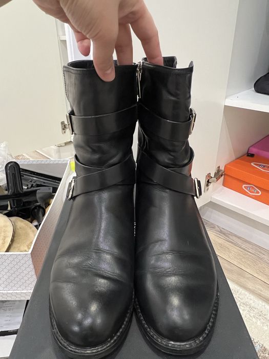 Продам зимний обувь женский