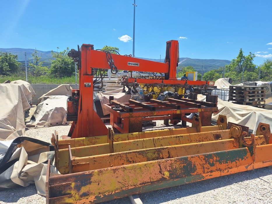 Вакуумен подавател за листов материал