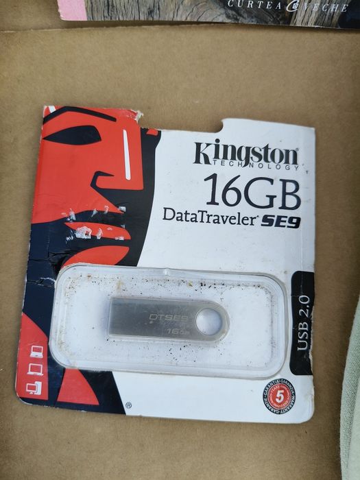 Stick USB 16 GB Kingston