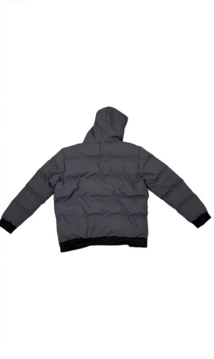 Топло зимно сиво яке за зимния сезон