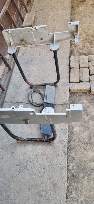 Нижняя часть Металлического стола верхняя часть из дюралюминия