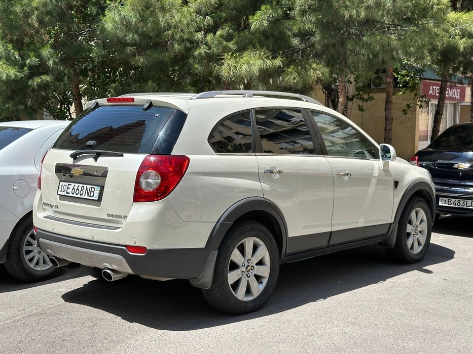 Captiva 1. Avtomat full option 2010 kraska yo'q